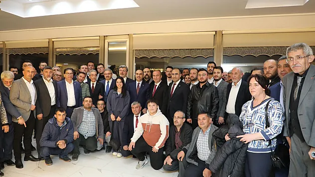 'Vatan Hainleriyle Yol Yürüyenlere Esnaf Pazar Günü Dersini Verecek'