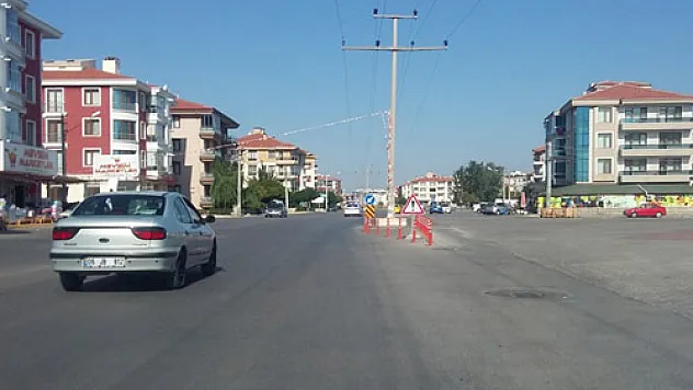 Vatandaş diyor ki Bu direk ne zaman kalkacak?