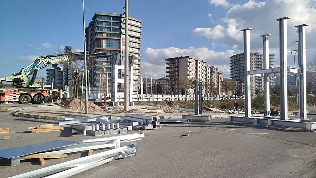 Vatandaşın Talebi Yerine Geliyor... O Bölgeye Üst Geçit Yapılıyor