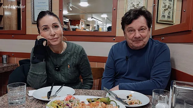 Vedat Milor'dan Afyon Nur Lokantası'na Tam Not