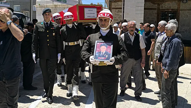 Vefat Eden Kıbrıs Gazisi Toprağa Verildi