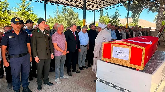Vefat Eden Kıbrıs Gazisi Toprağa Verildi