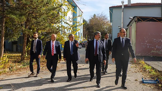 Vekillerden Semt Polikliniği İncelemesi