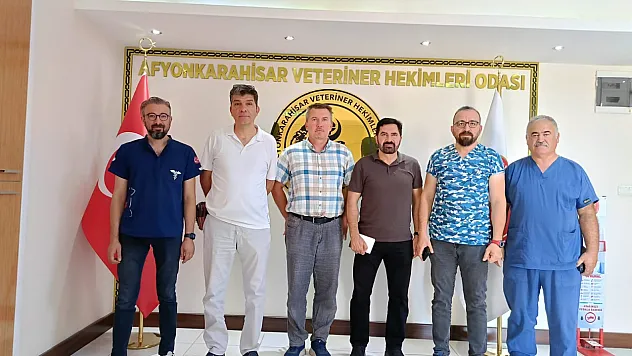 Veteriner Hekimler Odasında Başkan Ve Başkan Adayı Buluştu