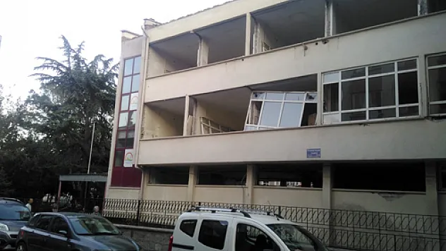 Veterinerlik  binası yıkılıyor