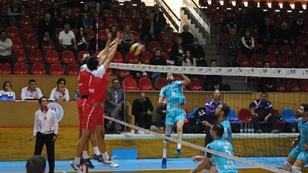 Voleybolcular Manisa'dan galibiyetle dönüyor – Kocatepe Gazetesi