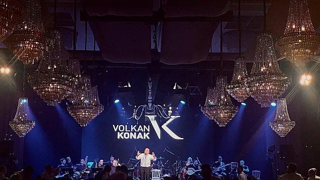 Volkan Konak Konserde Fenalaştı Hayatını Kaybetti