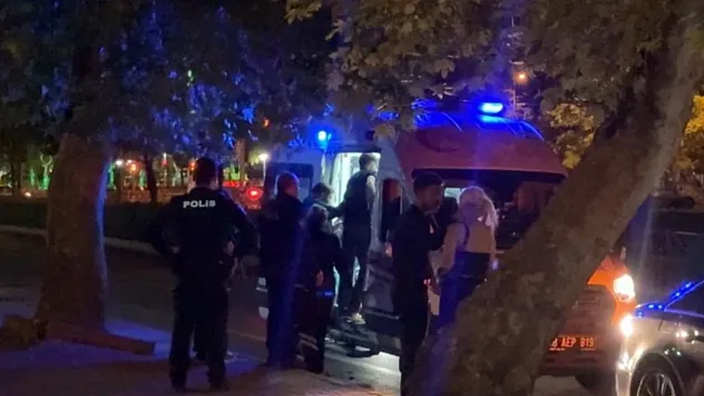 Yan Bakma Tartışması Bıçaklı Kavgaya Dönüştü