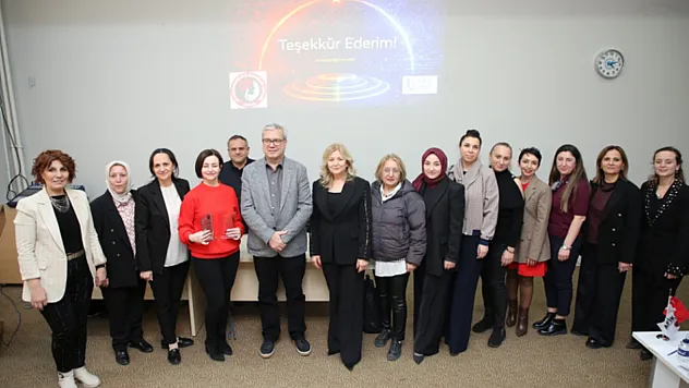 Yapay Zeka, Kariyer Yolculuğuna Yardımcı Olabilir Mi?