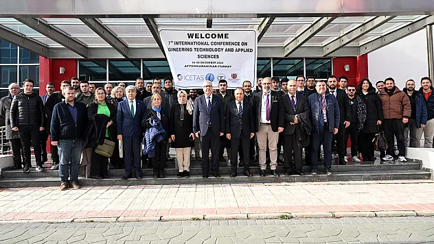'Yapay Zekâya Karşı Direnemeyiz'