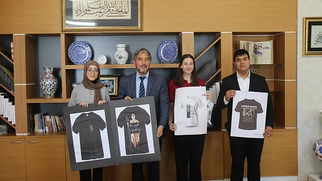 Yarışmalarda Dereceye Giren Öğrencilere Belge Ve Ödülleri Verildi