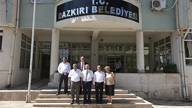 Yaşar, Taylan'ı ziyaret etti – Kocatepe Gazetesi