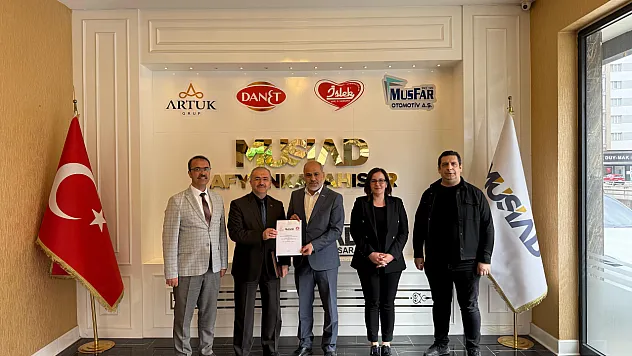 Yeni Evlenecek Gençlere Bir Destek De MÜSİAD'Dan