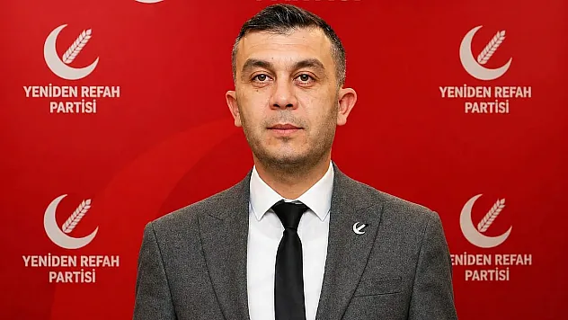 Yeniden Refah Partili Çakır: Siyaseti Bırakacak Mısınız?