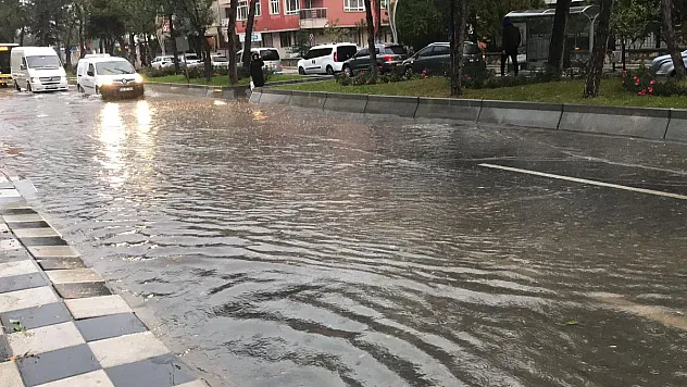 Yeşilyol’dan Dere Akıyor