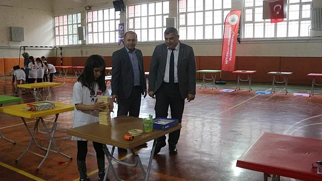 'Yetenekli Eller Hem Eğleniyor Hem Yarışıyor' yarışmasının ön elemesi yapıldı