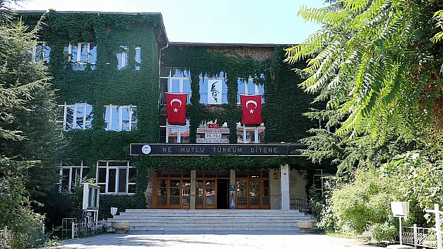 Yetkililer Açıkladı: Sanat Okulu Yıkılmıyor