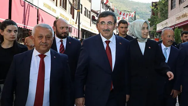 Yılmaz’dan Uzun Çarşı’ya tam not