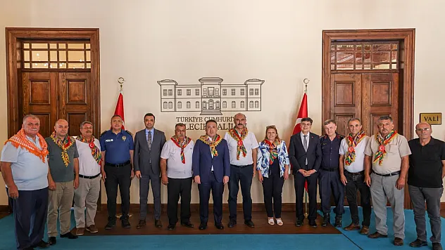 Yörük-Türkmen Temsilcilerinden Vali Sözer'e Ziyaret