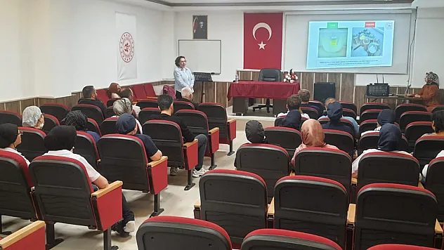 Yurt Çalışanlarına Hijyen Eğitimi Verildi