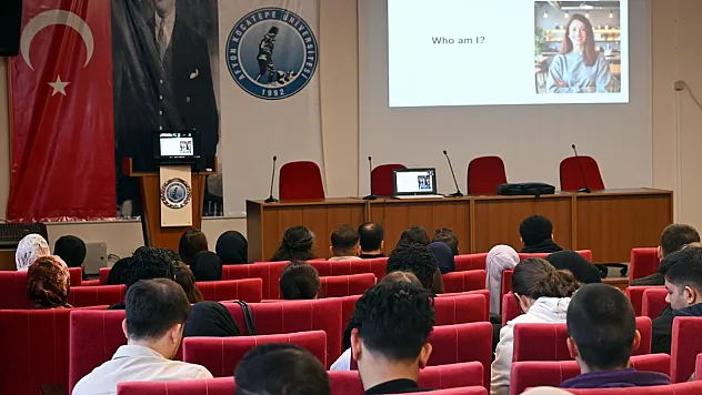 Yurtdışında Hangi Kariyer İmkânları var? Uzmanı Anlattı