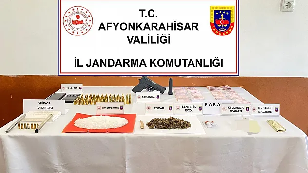 Yürüyen Uyuşturucu Deposu!