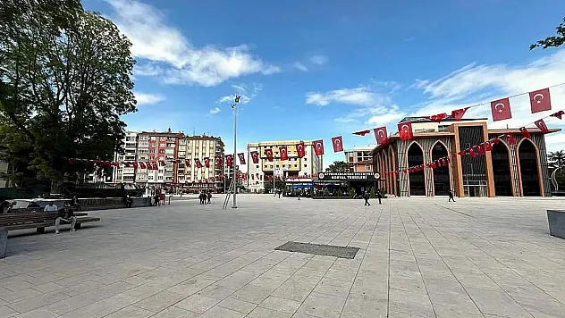 Zafer Kent Meydanı'nda Büyük Etkinlik: Ödüller ve Sürprizler Var!