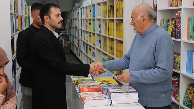 Zafer Partili Gençler Esnaf Turunda