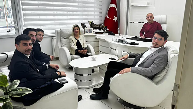 Zafer Yönetiminden Yörük'e Ziyaret 