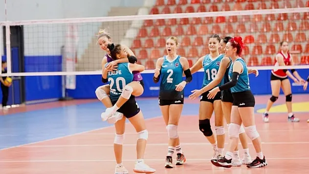 Zaferin Sultanları Zirve Yarışında