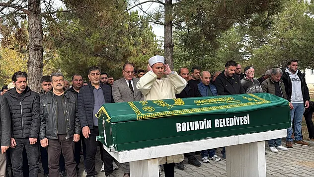 Zehirlenmenin Son Mağduru Gözyaşlarıyla Uğurlandı