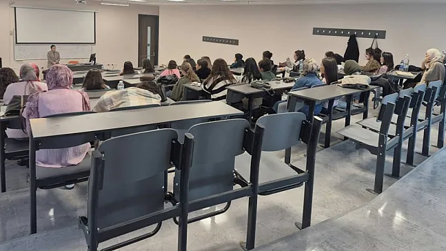 AFSÜ'lü Öğrencilere Kendi Şirketlerini Kurmanın Yolu Gösterildi!