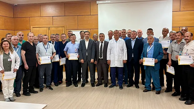 Afyon Devlet Hastanesi'nin 30 Yıllık Emektarlarına Vefa