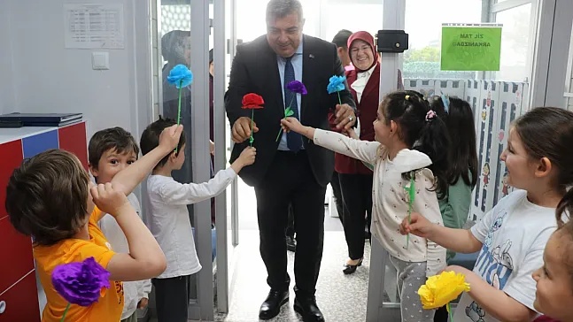 Çocukların Neşesi Müdür Sünnetci Sayesinde Arttı