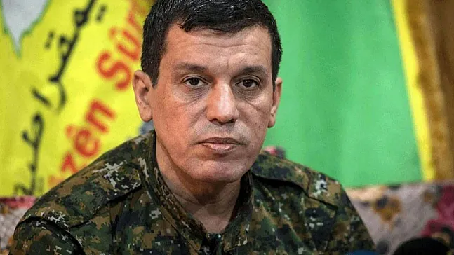 Suriye'de Terör Örgütü YPG Kendini Feshetti
