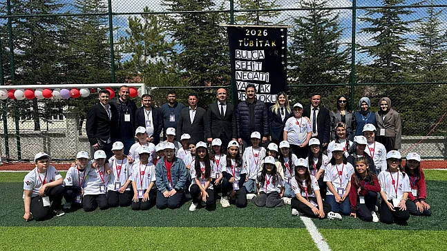 TÜBİTAK 4006 Bilim Fuarları Öğrencileri Bilimle Buluşturuyor