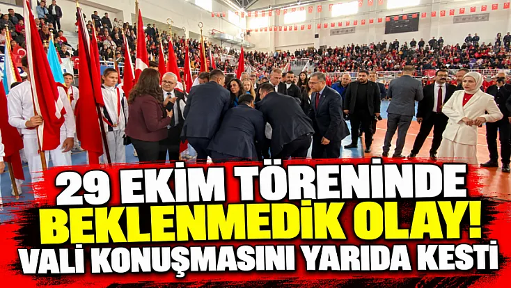29 Ekim Töreninde Beklenmedik Olay! Vali Konuşmasını Yarıda Kesti