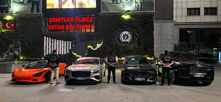 200 Milyonluk Lüks Araçlar 26 Bin Liraya Devredilmiş