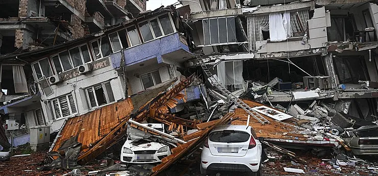 6 Şubat Depremleri'nin Yıldönümünde Okullara Ara