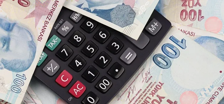 Çalışan Talep Ediyor, Yetkililer Umut Vermiyor… Asgari Ücret Ne Olacak?