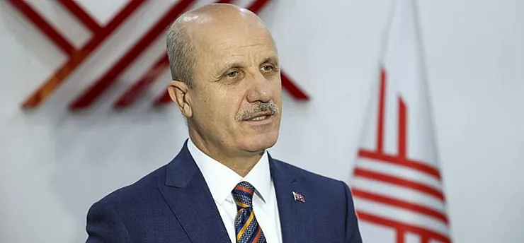 Erol Özvar'dan Başarılı Üniversite Öğrencilerine Müjde