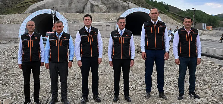 Erzurum-Rize Yolunda Tünel Çalışmaları Hızla İlerliyor: Mesafe 196 Kilometreye Düşecek