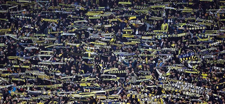 Fenerbahçe, Olağanüstü Kongre'ye Gidiyor… Saran Tekrar Aday Mı?