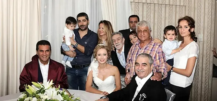 İbrahim Tatlıses'in Eski Eşi Siyasete Atıldı
