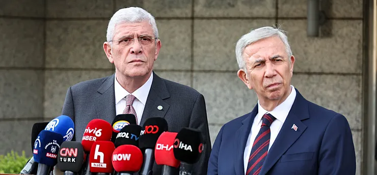 Mansur Yavaş İYİ Parti'ye Mi Geçiyor? İddialara İki Cepheden Yanıt Geldi