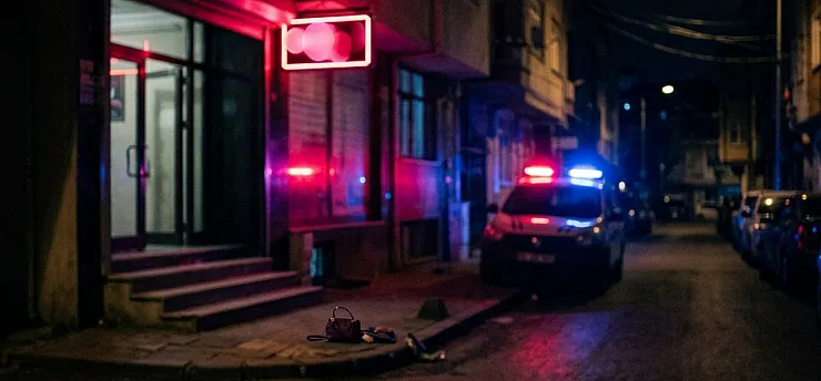 Masaj Salonlarına Fuhuş Operasyonu: 31 Kişi Yakalandı