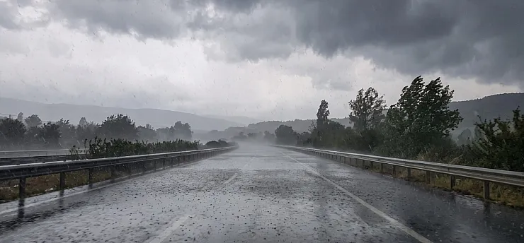 Meteoroloji'den Kritik Uyarı! Birçok İlde Kuvvetli Yağış Bekleniyor