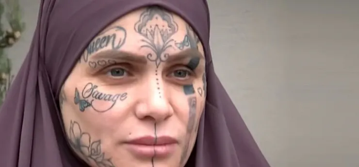 Nazan Ünal, Dövmesiyle Ünlendi