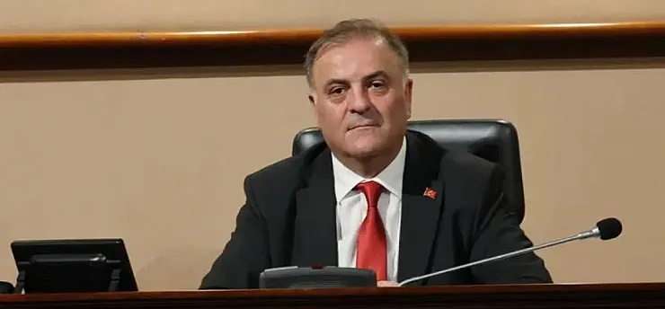Nuri Aslan: Emanete Yedieminlik Ediyorum