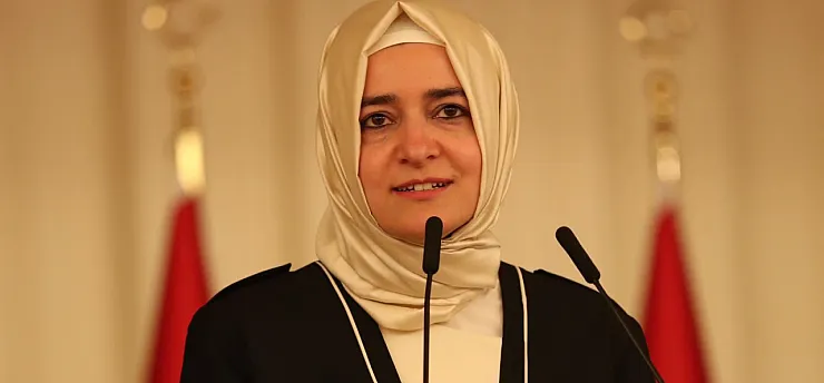 Önce O Fotoğraf Gündem Oldu, Şimdi Para: Fatma Betül Sayan Kaya Dosyasında Yeni Gelişme